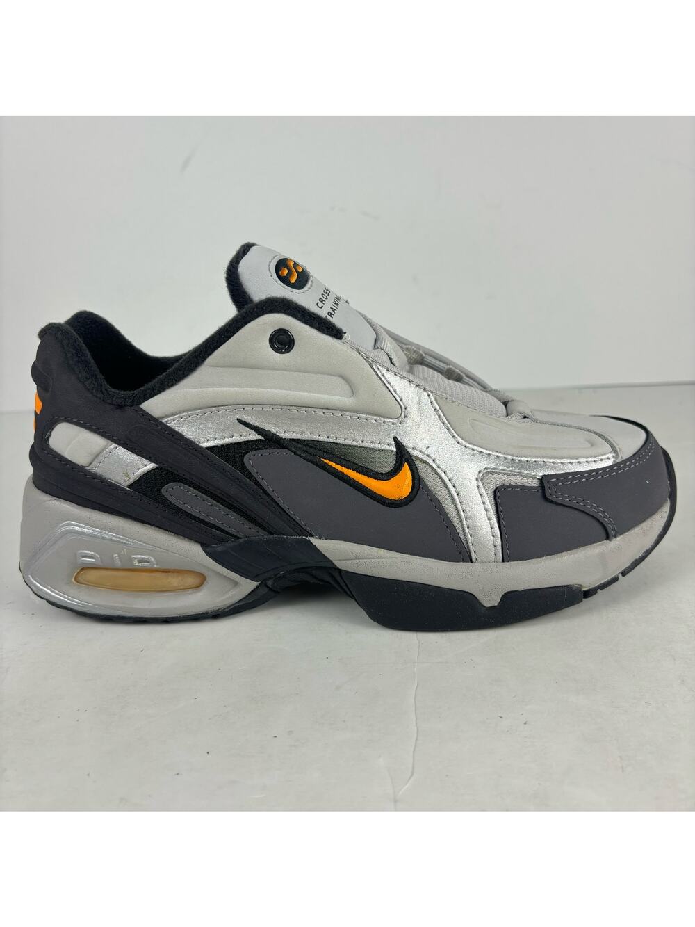 VTG NEW Nike Air Edge Max streetwear y2k retro sportswear youth 6 / womens 7.5